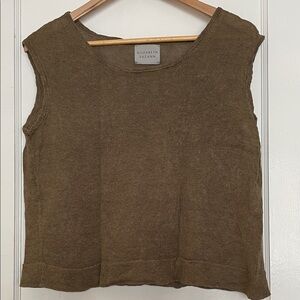 Elizabeth Suzann Patti Shell in Moss